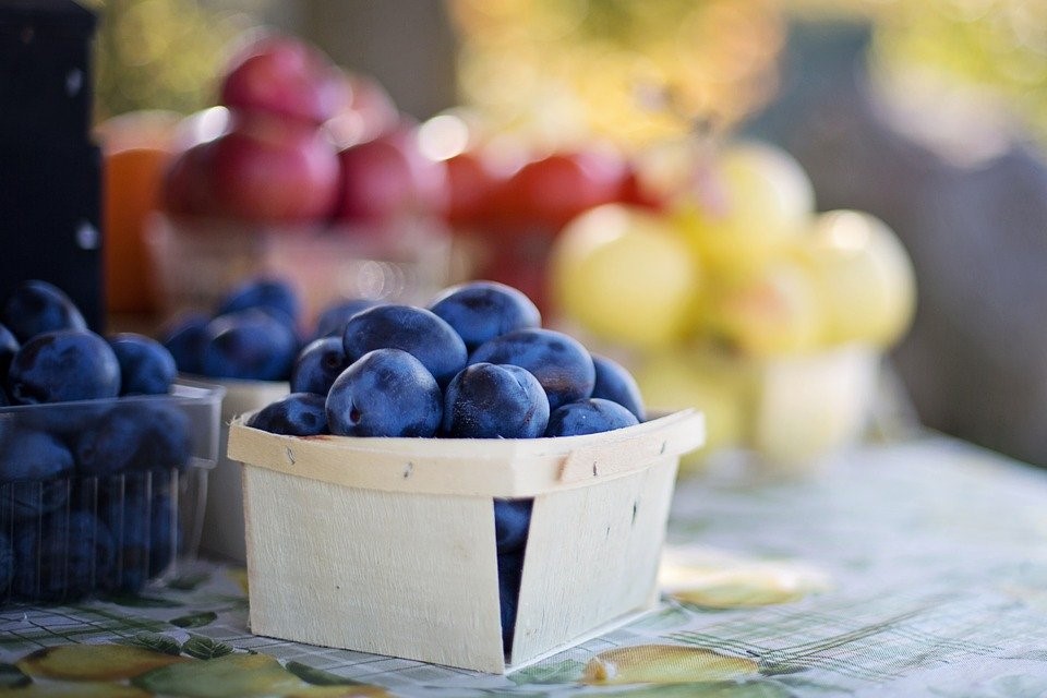 Fruit, Plums, Fruit Market, Farmer'S Market, Food