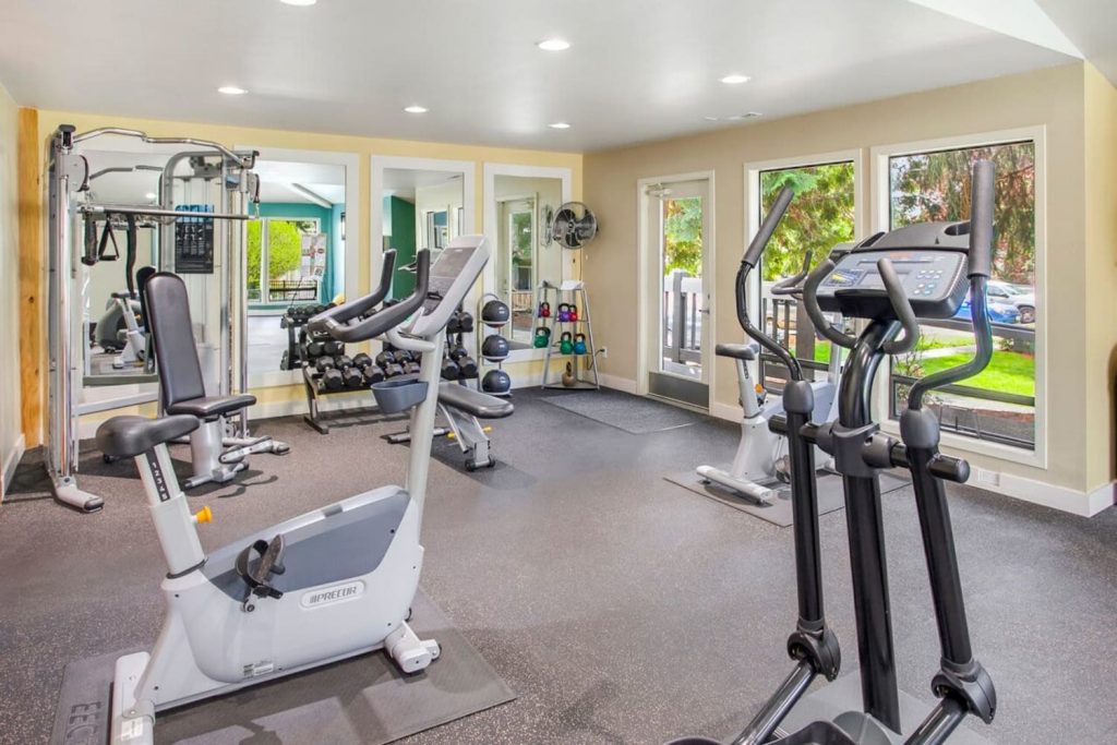 Fitness equipment at Vue Kirkland Apartments in Kirkland, Washington