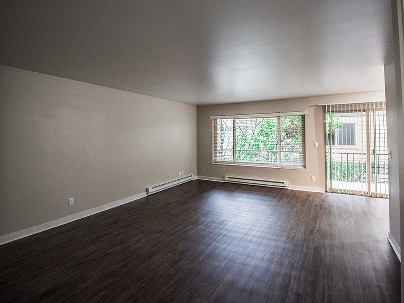 Apartment Living Room | Sheridan Beach Terrace In Lake Forest Park WA